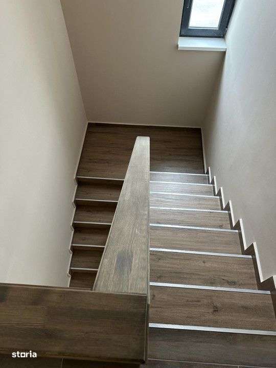 Casa individuala de 4 camere,  129 mp utili, curte, zona Dezmir - Imagine principală: 3/11