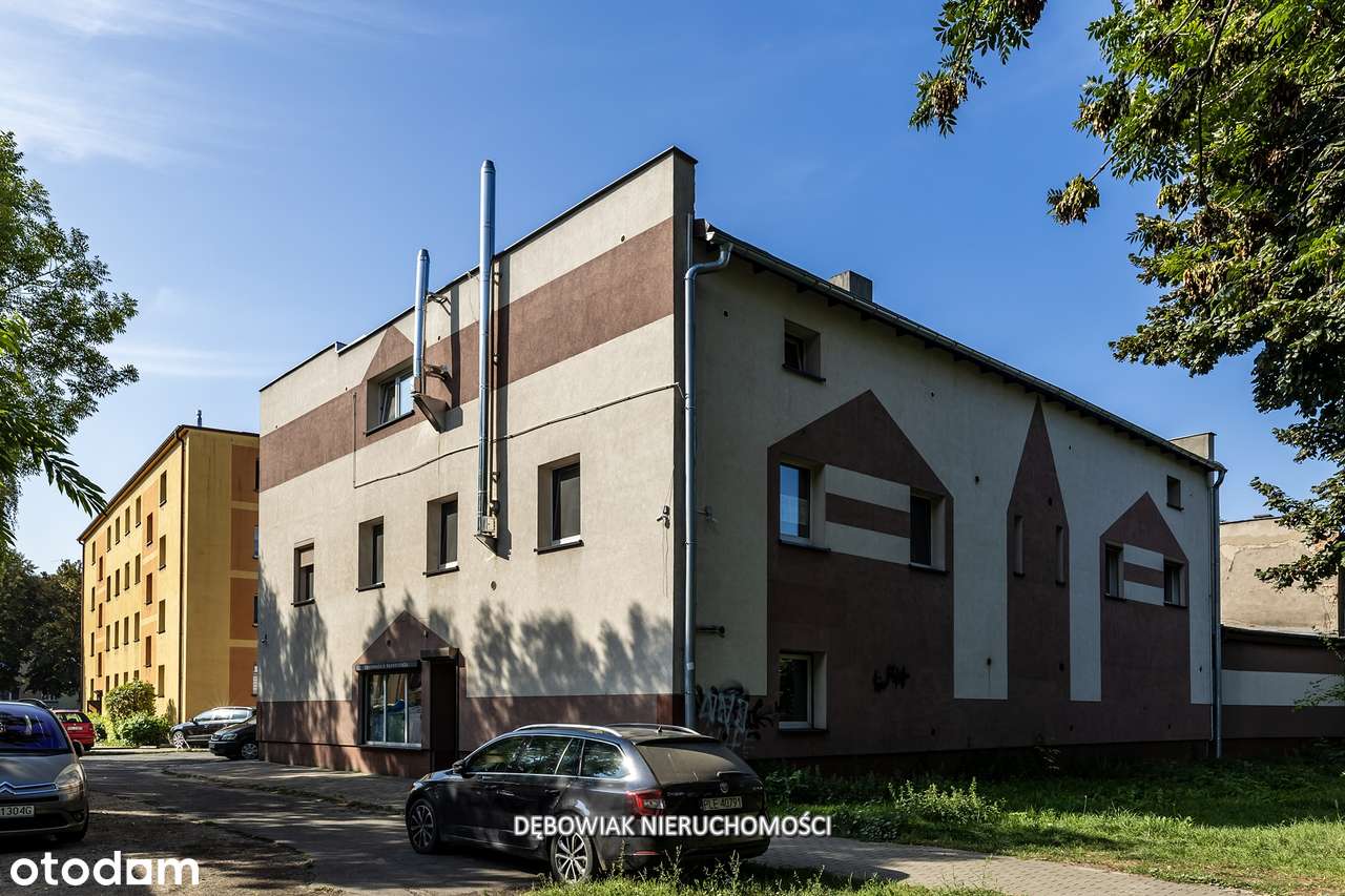 Lokal usługowy + 2 mieszkania + garaż