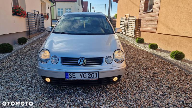 Volkswagen Polo 1.4 16V Highline - 4