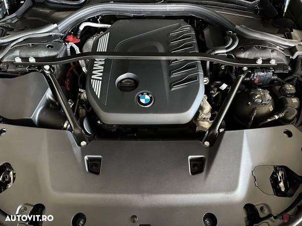 BMW Seria 7 740d xDrive MHEV - 30