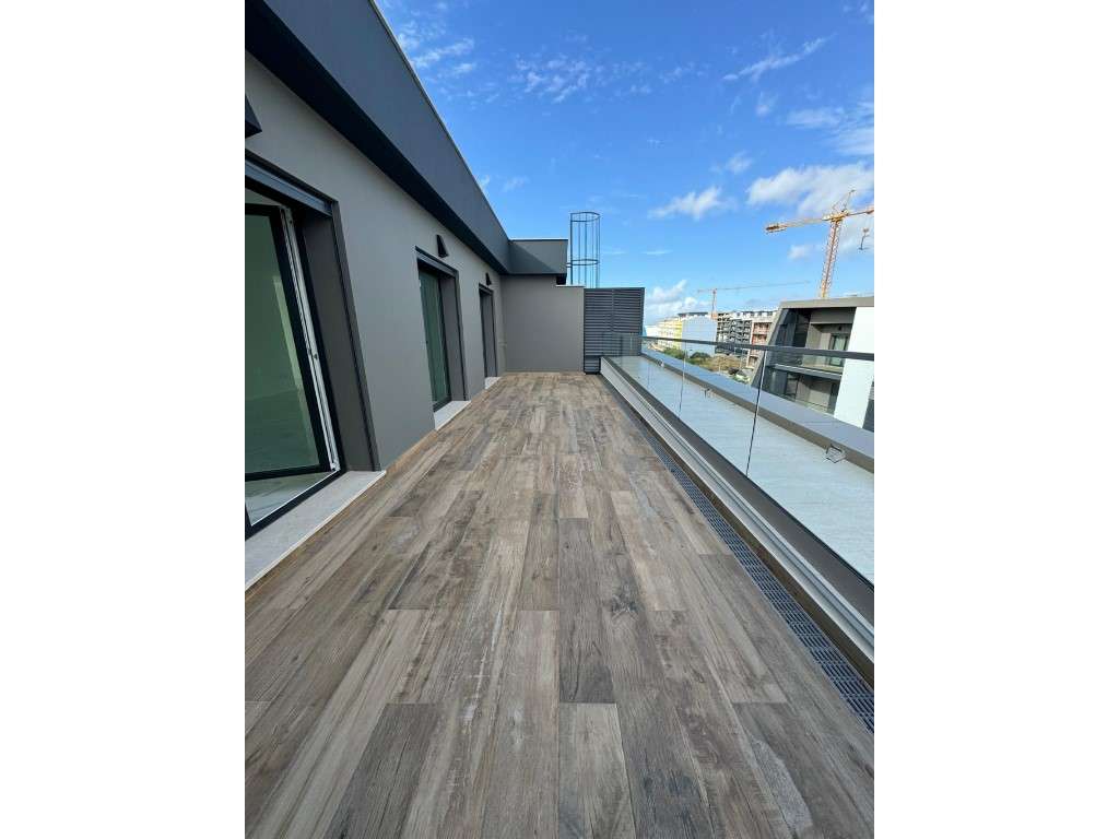 Duplex T4 de Luxo - Elegância, Espaço e Exclusividade num Condomíni...-24