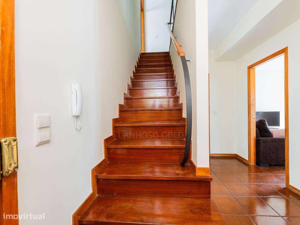 Apartamento T4+1 Duplex em Braga - São Victor-14