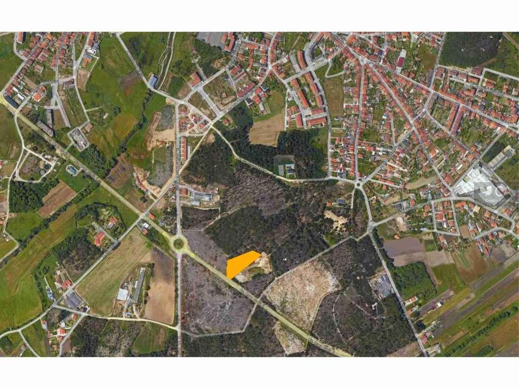 (93) Terreno em Ovar - Grande imagem: 3/3