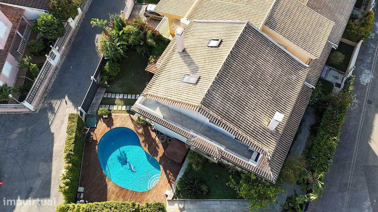 Moradia T5 para venda-0