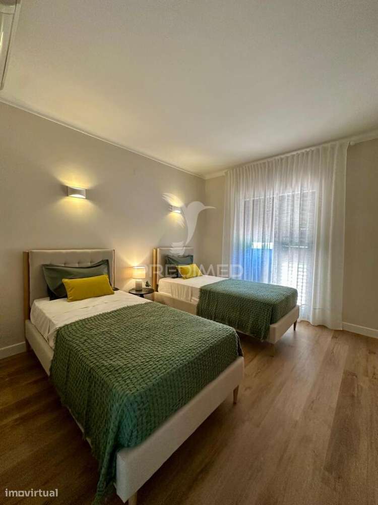 Apartamento T2 Totalmente Remodelado na Charmosa Vila de Alvor - Grande imagem: 3/9
