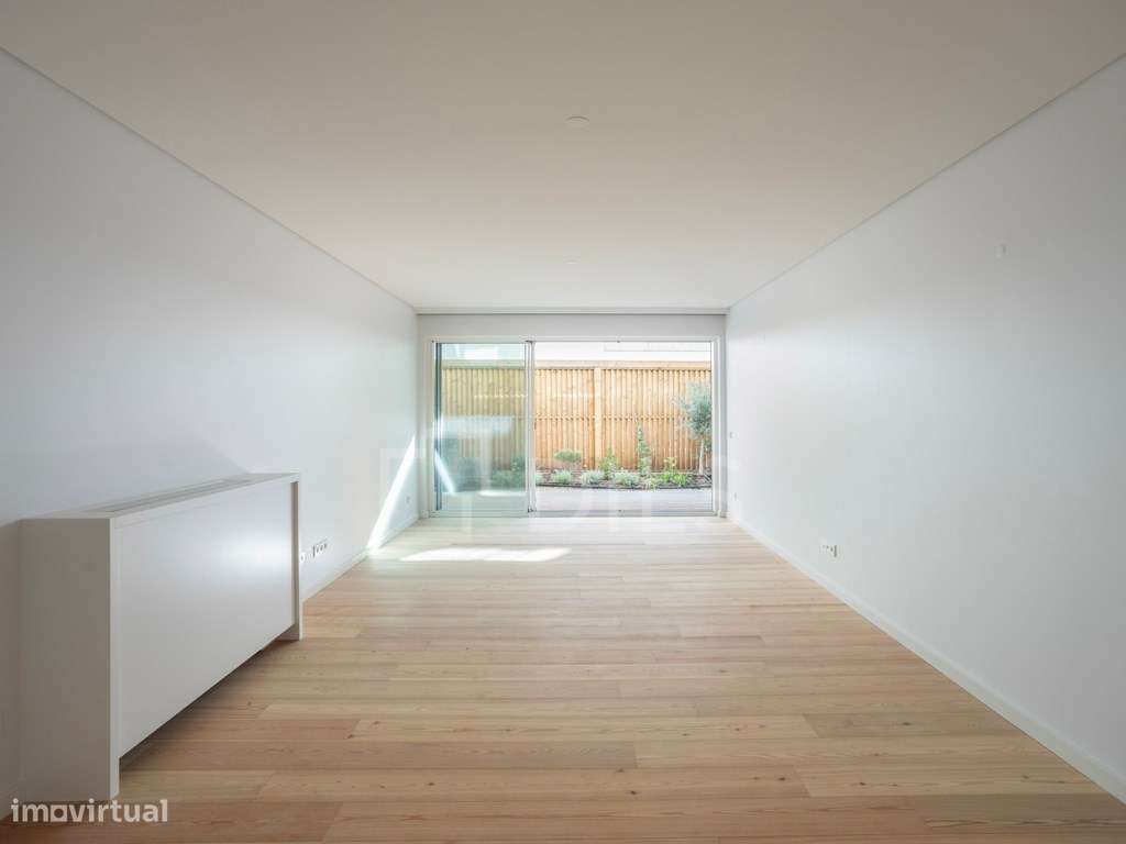 Apartamento T2 novo, com jardim privativo e piscina em Belém - Grande imagem: 3/20