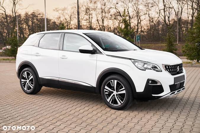 Peugeot 3008 1.5 BlueHDi Allure Pack S&S - 23