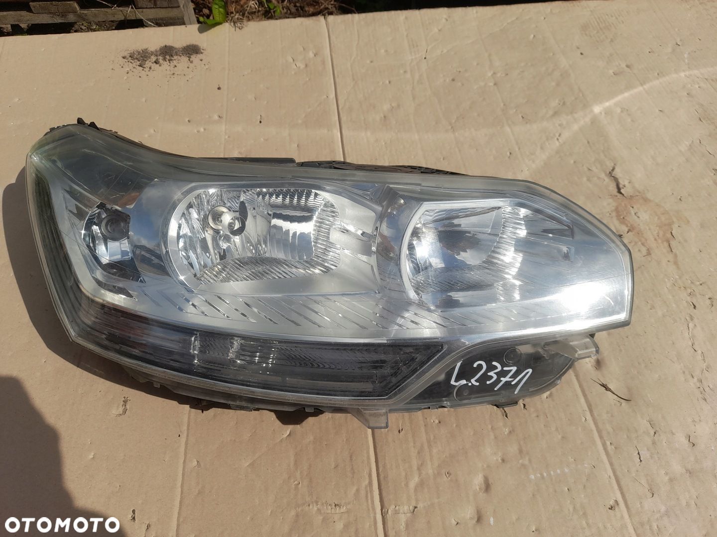 Citroen c5 III X7 lampa przednia prawa 9684845280 - 1