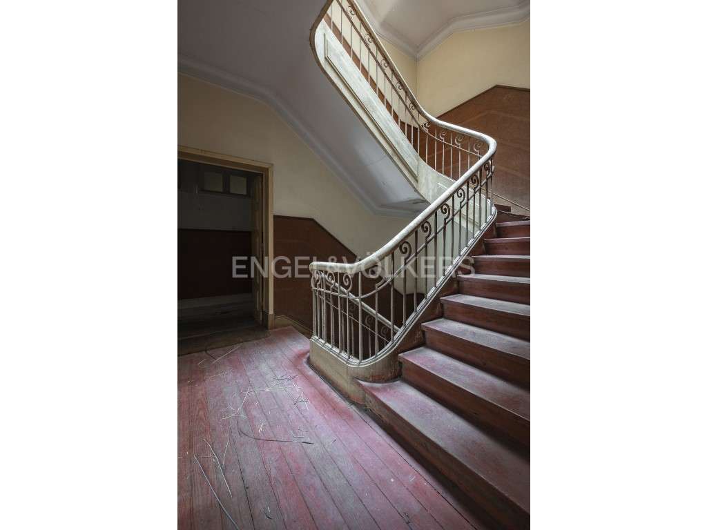 Predio para oportunidade de investimento em Arroios-8