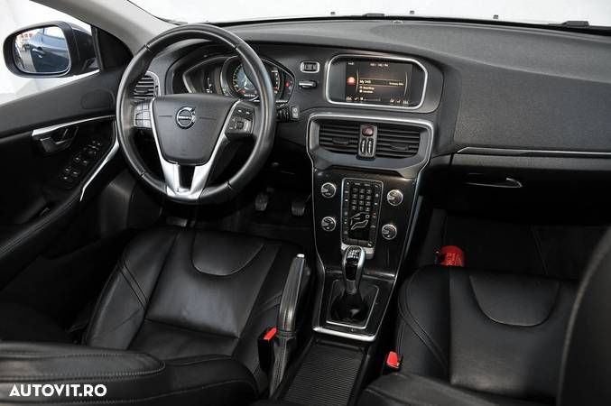 Volvo V40 D2 Inscription - 7