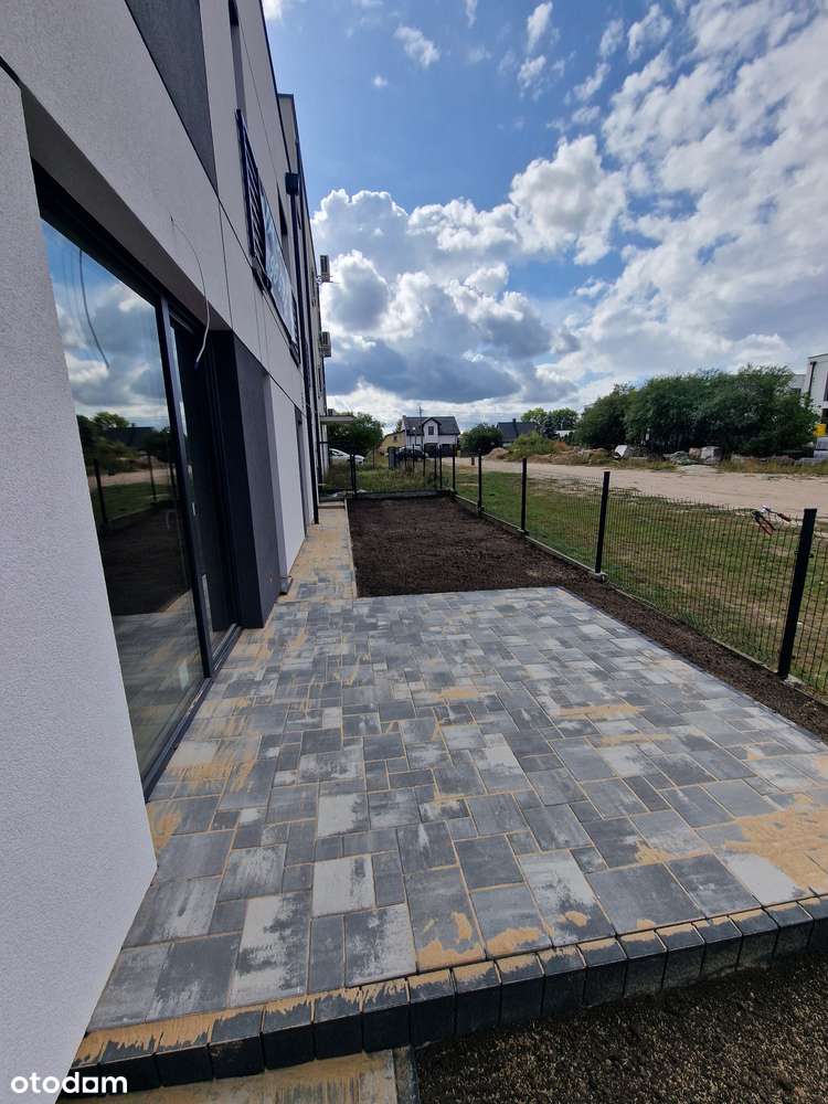 Nowoczesny dom blisko centrum a mimo to w cichej i kameralnej okolicy - Pełny obrazek: 5/19