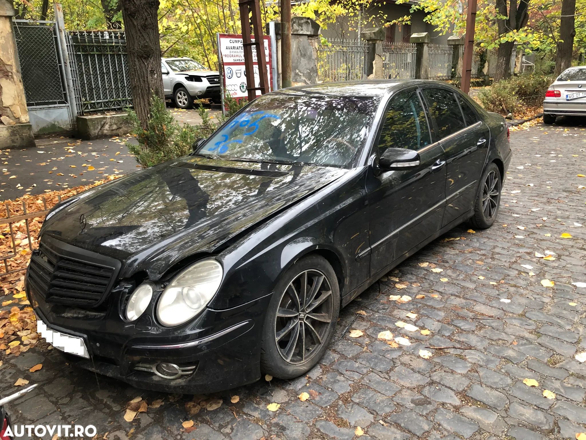 Dezmembrez Mercedes Benz W211 E320 cdi facelift negru 2006 - 1