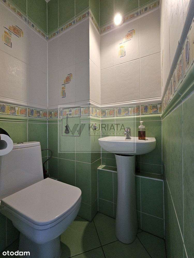 Pierwsze piętro 3 pokoje z balkonem-10