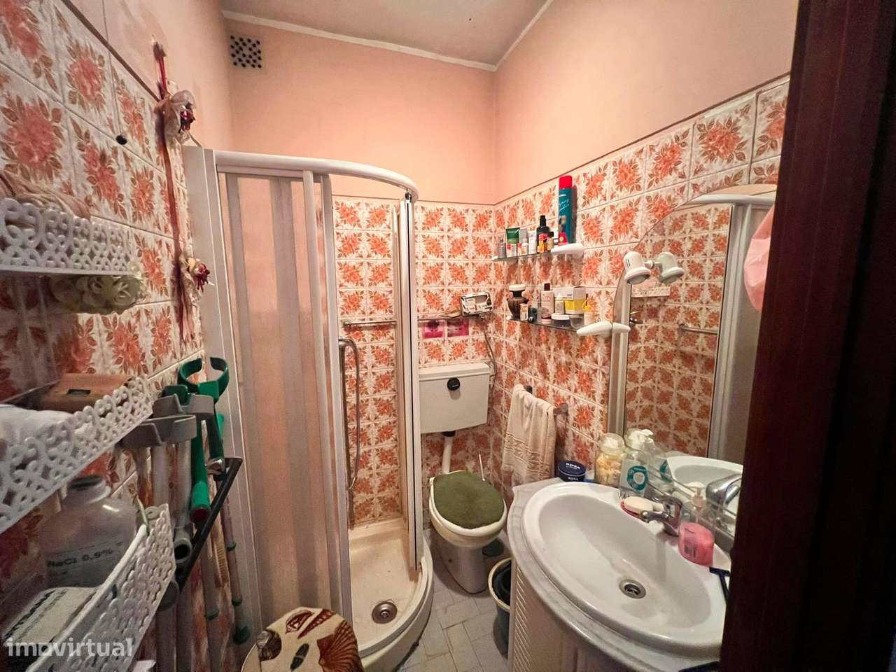 Apartamento T4 no Carvalhido com 3 casas de banho e varanda-10