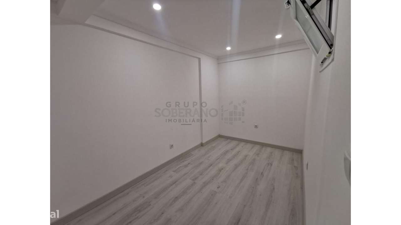 Apartamento T2 em Vale de Milhaços-7