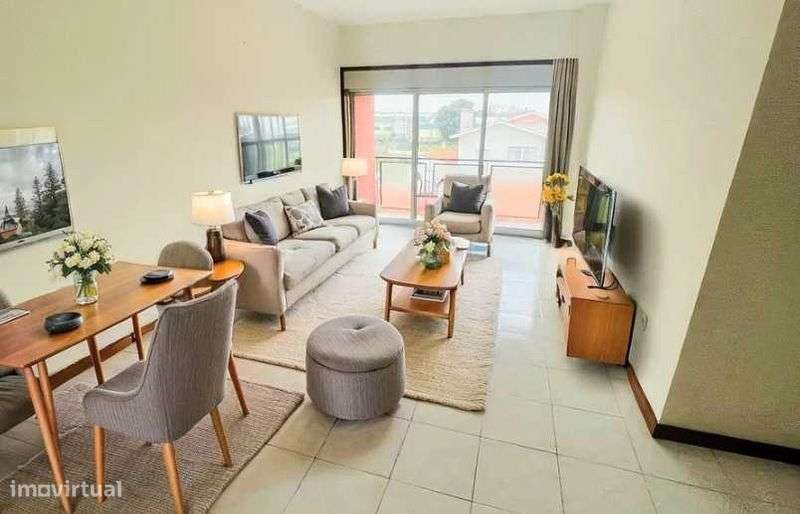 Excelente Apartamento T2 c/suite 2 varandas e garagem - Grande imagem: 4/12