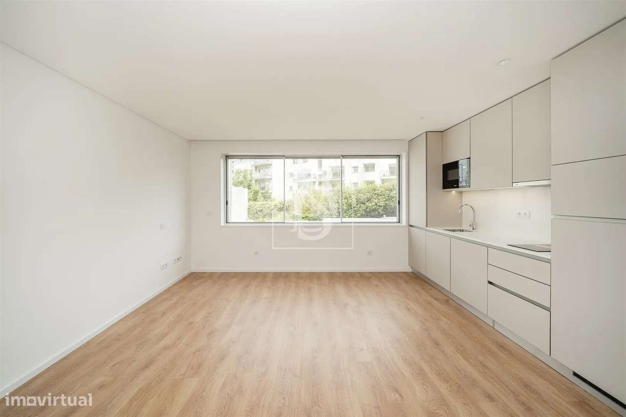 Apartamento T0 Novo Mobilado | Boavista, Porto-11