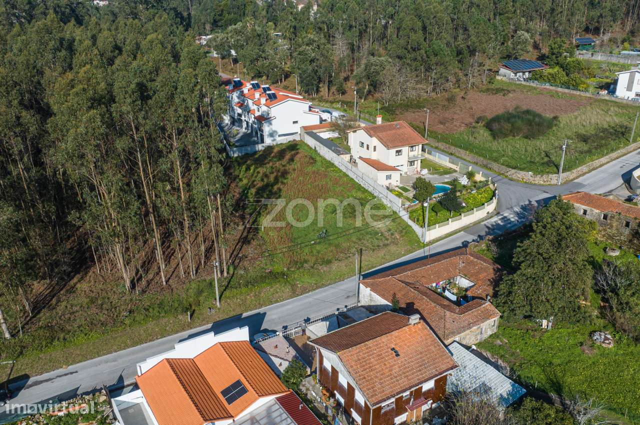 Terreno com Projeto aprovado em Nogueira da Regedoura - Grande imagem: 4/22