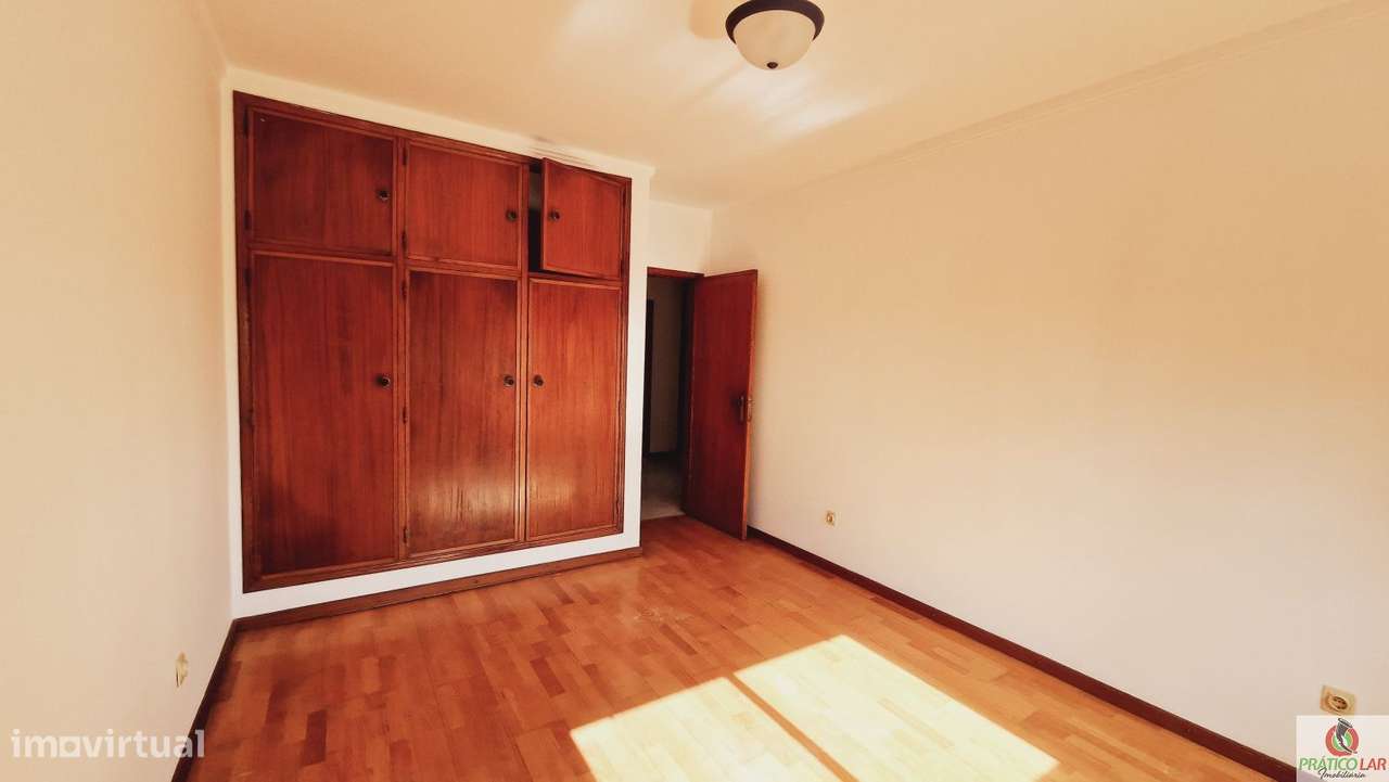 Apartamento T2 Oliveira do Bairro-6