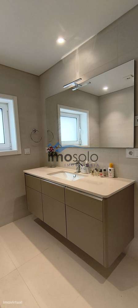 Moradia T4 de Luxo  em Dornelas-24