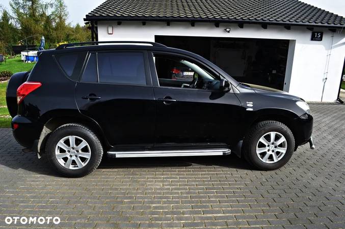 Toyota RAV4 2.2 D-4D Premium - 6