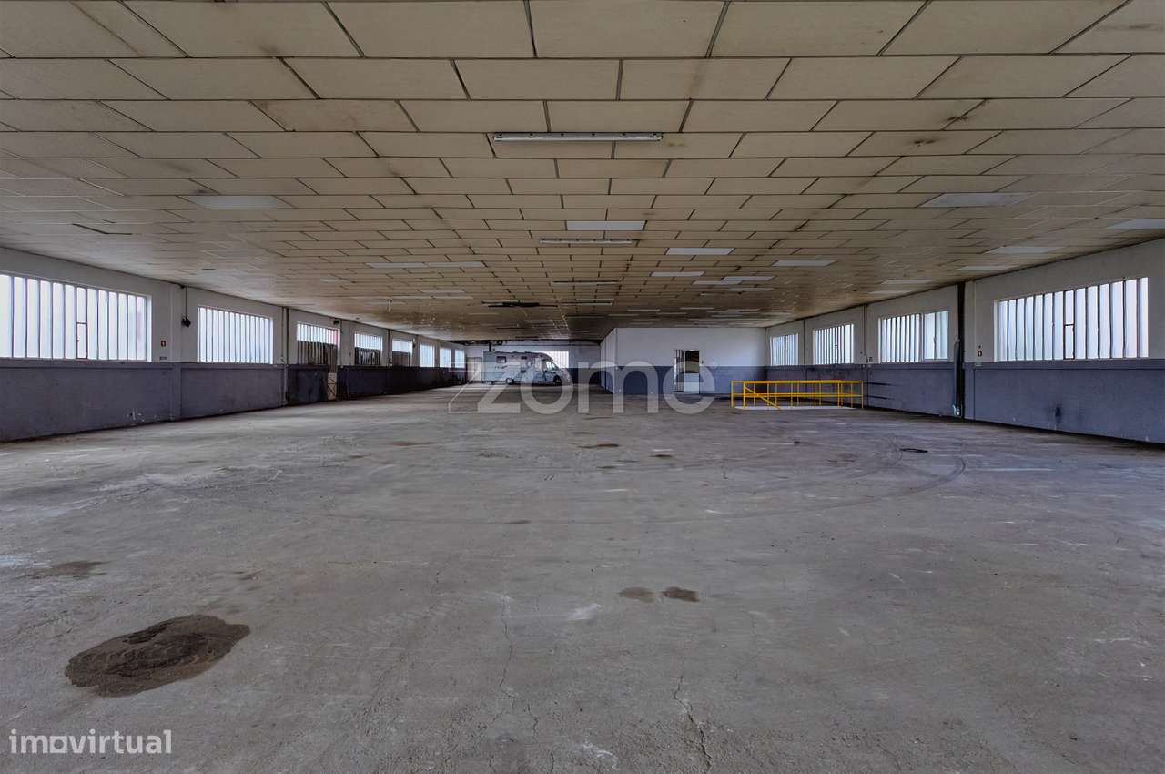 Armazéns de 1750m² c/ escritório e Potencial Habitacional em São Ro...-34