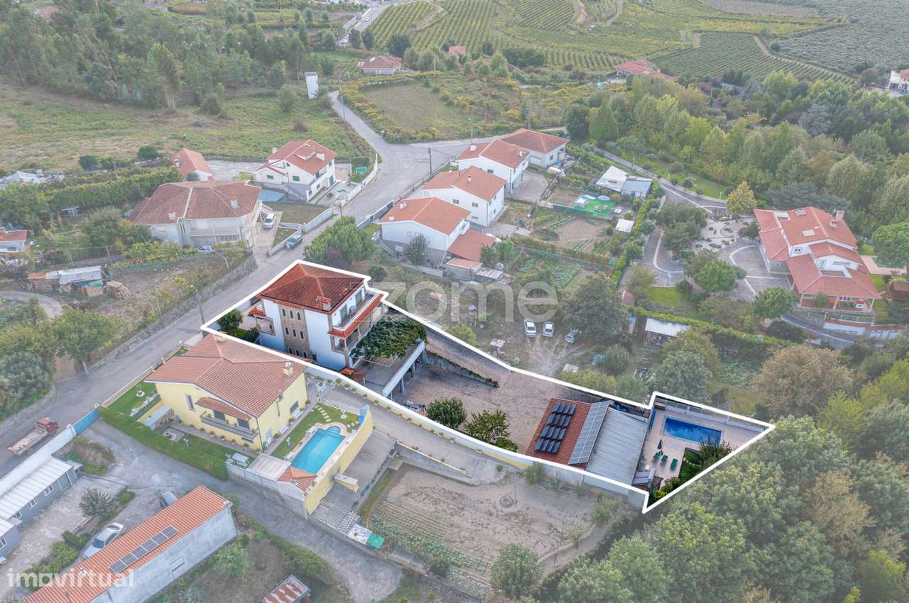 Moradia T3, com Varanda, jardins e Piscina em Felgueiras - Grande imagem: 4/60