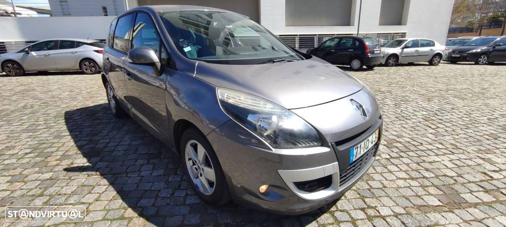 Renault Scénic 1.5 dCi Dynamique S - 4