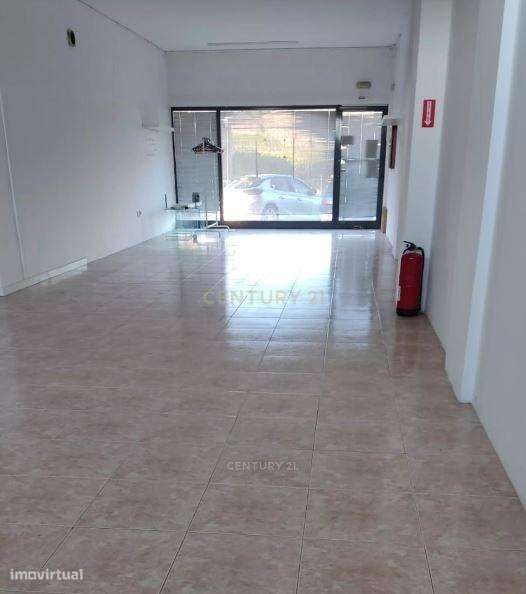 Loja sita em São Romão Coronado - Grande imagem: 2/13