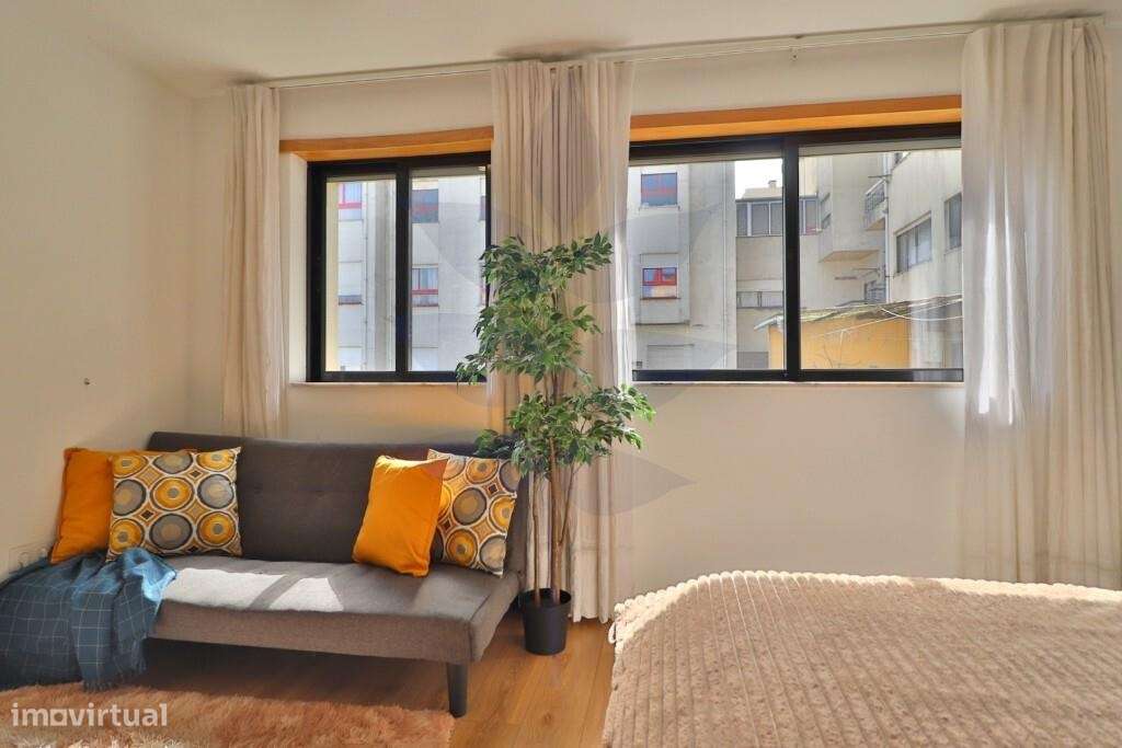 Apartamento T0 com terraço – mobilado e equipado | Braga-38