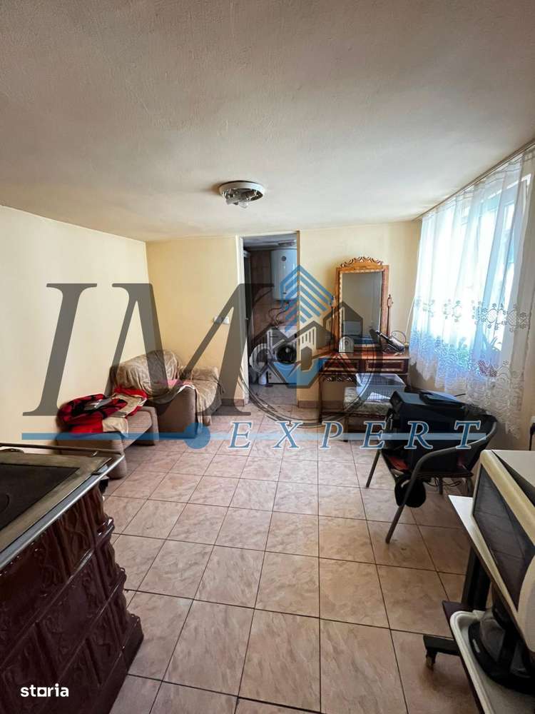 Casa individuală de vânzare in apropiere de centru Sebeș - Imagine principală: 5/10