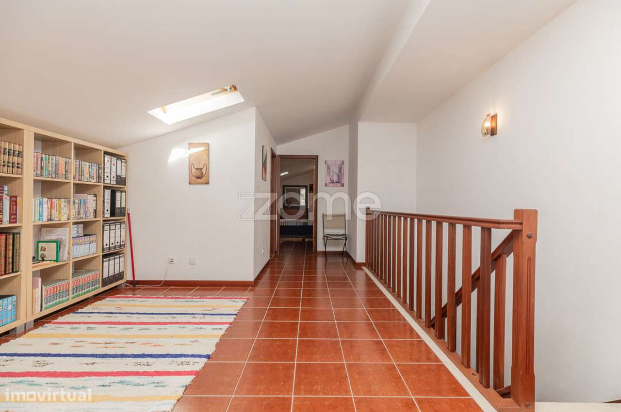 Apartamento T3+2 com Garagem| Cernache, Casconha-32