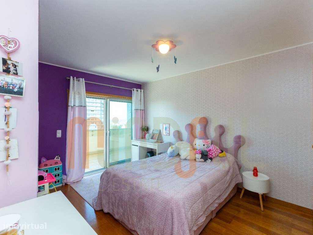 PENTHOUSE PARA VENDA T4, com 2 Suites com Vistas de Mar/Rio, Lugar ...-26