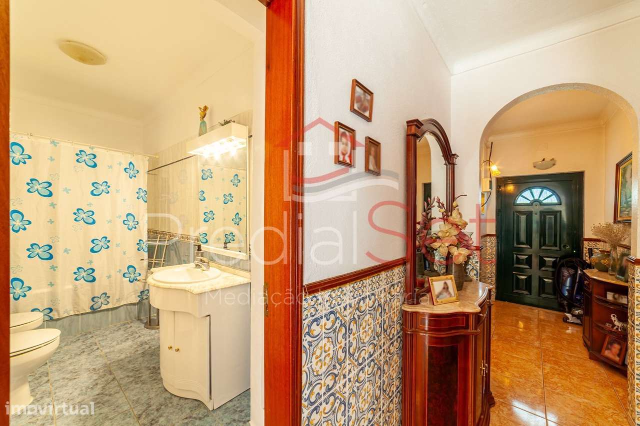 Moradia T4 em Quintinha - Palmela-41