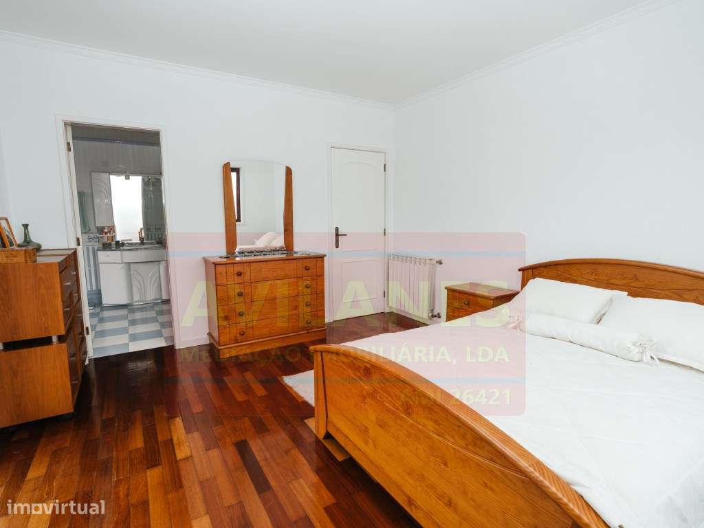 APARTAMENTO T3 RECUADO - LOBÃO-25