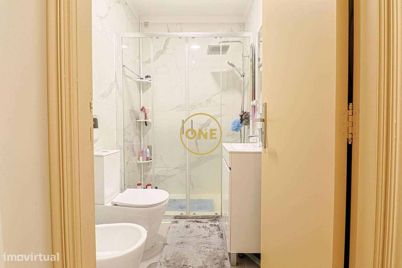 Excelente Moradia em Selho São Jorge-12