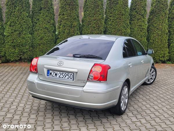 Toyota Avensis 2.0 D-4D Premium - 10