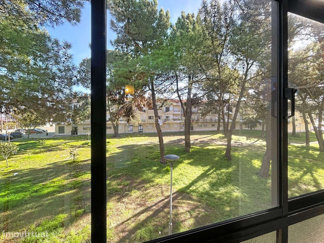 Apartamento T2 em Pinhal dos Frades, Seixal-13