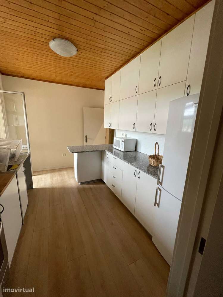 Apartamento T3 -Remodelado - Gulpilhares-11