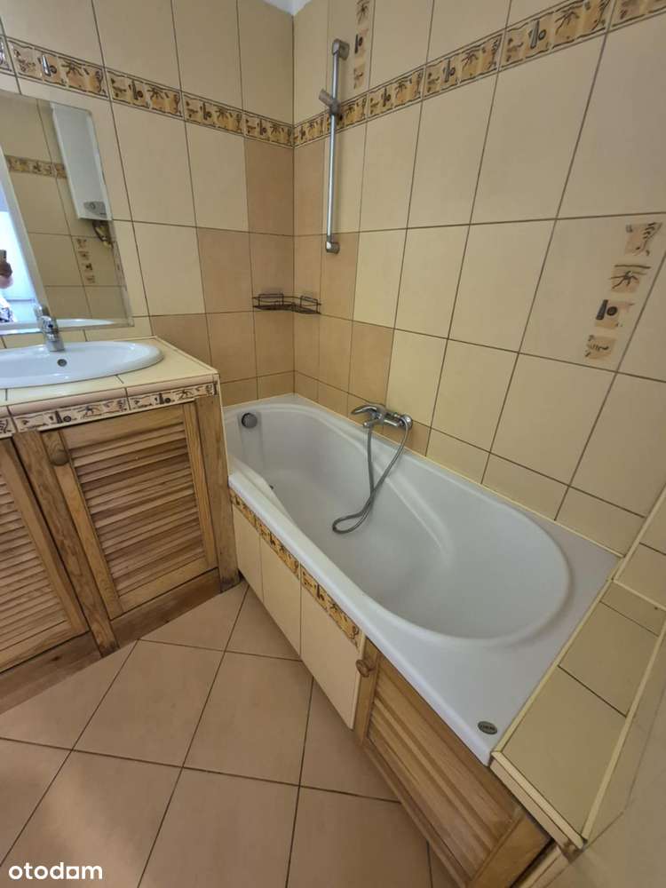 Sprzedam mieszkanie 3-pokojowe 70 m² – Zawodzie, Częstochowa-12