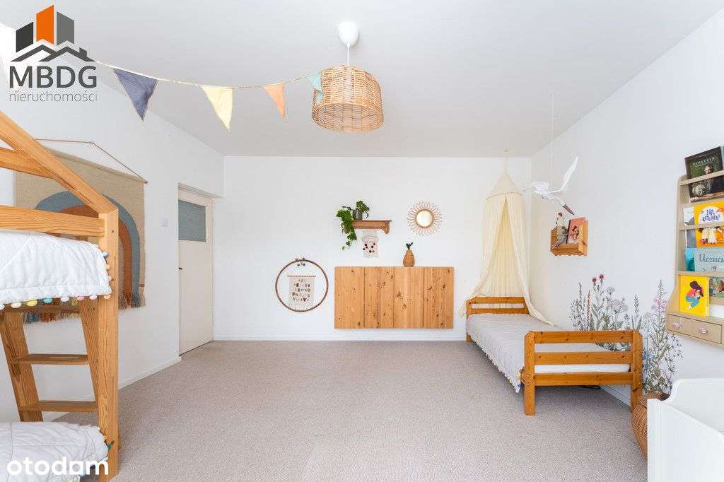 Dom z panoramicznym widokiem–Niegoszowice-16