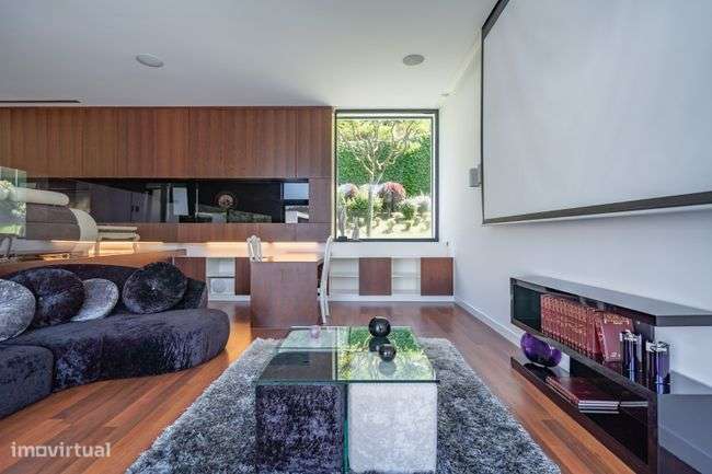 Moradia de Luxo para venda T4-16