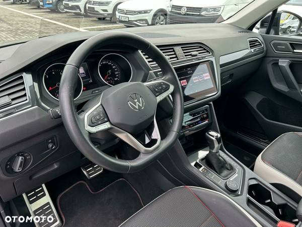 Volkswagen Tiguan 2.0 TSI 4Mot Life DSG - 9