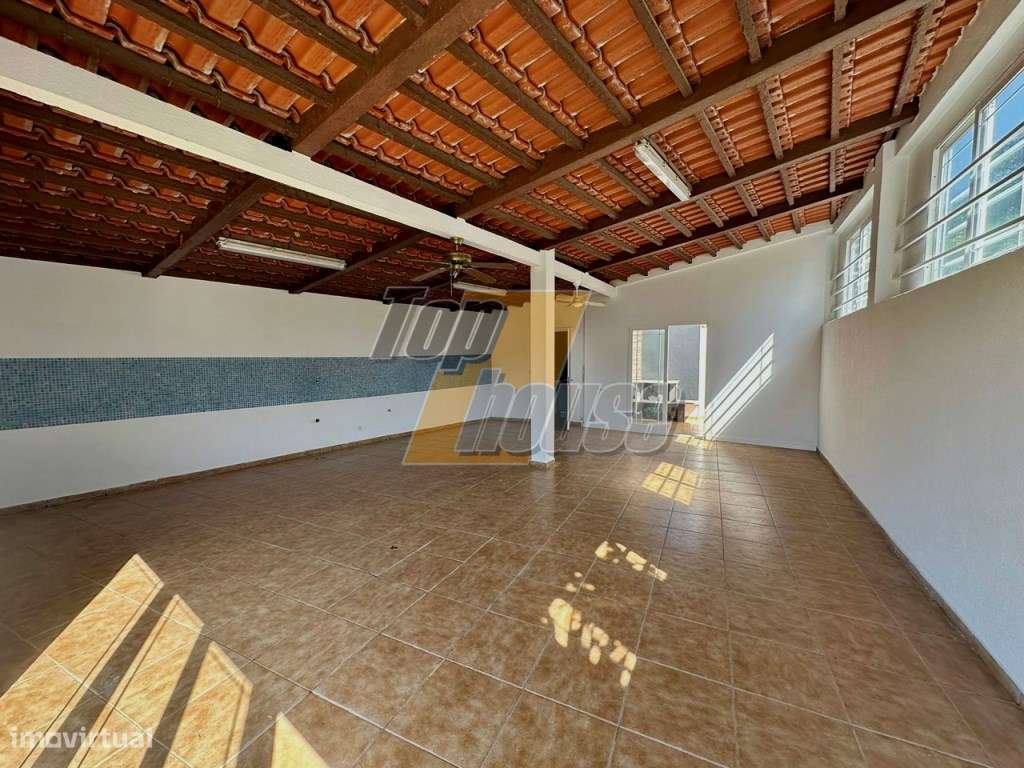 Moradia T4 com piscina e terreno de 900m2 - Quinta da Serralheira -...-44