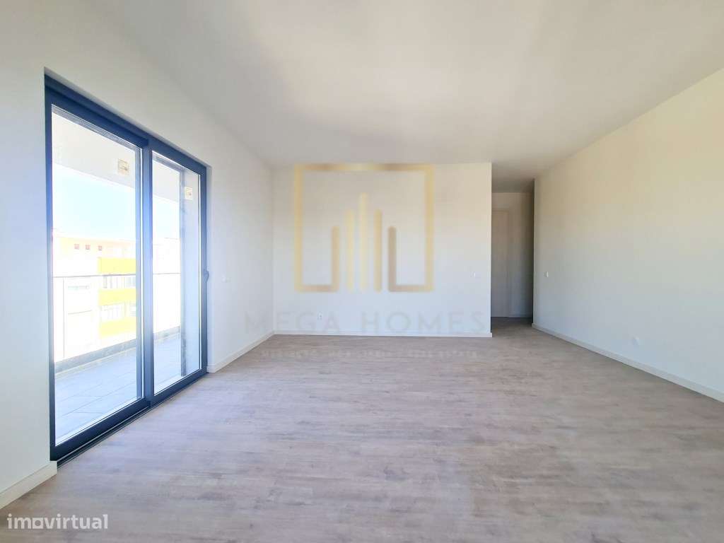 T4, Novo, último piso, em Fojo, Portimão-13