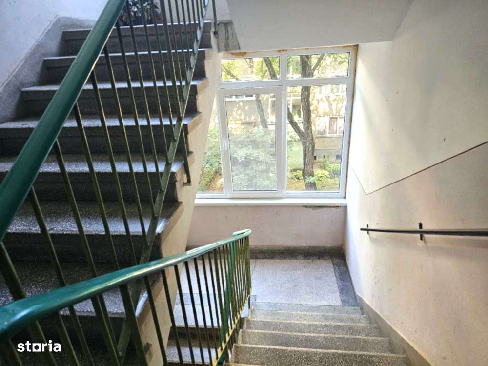 Se vinde un apartament situat în liniștitul cartier Splaiul Crișanei-16