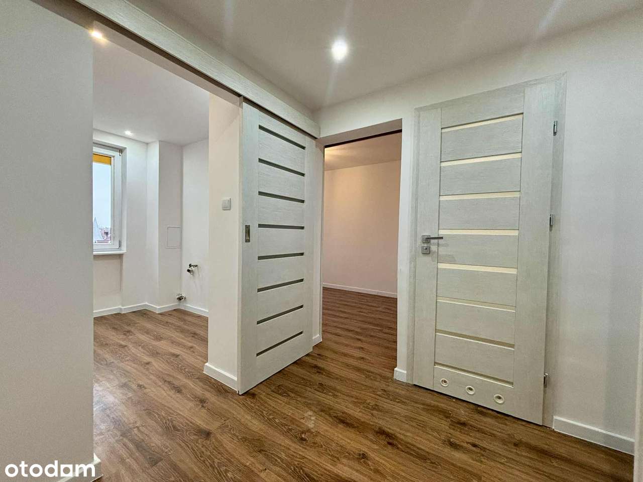 Mieszkanie gotowe do zamieszkania w centrum- widok na Zamek-0