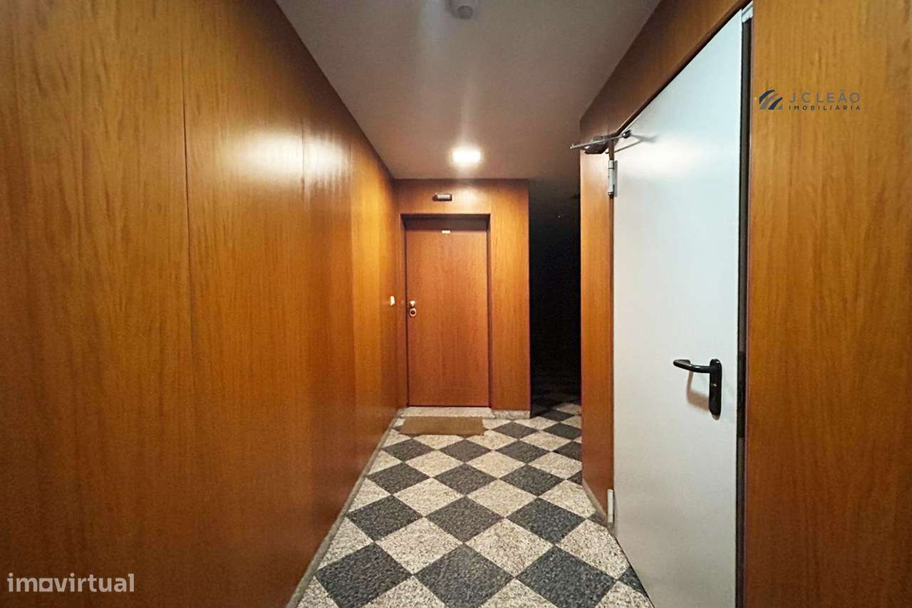 Apartamento T2 em Custóias-27