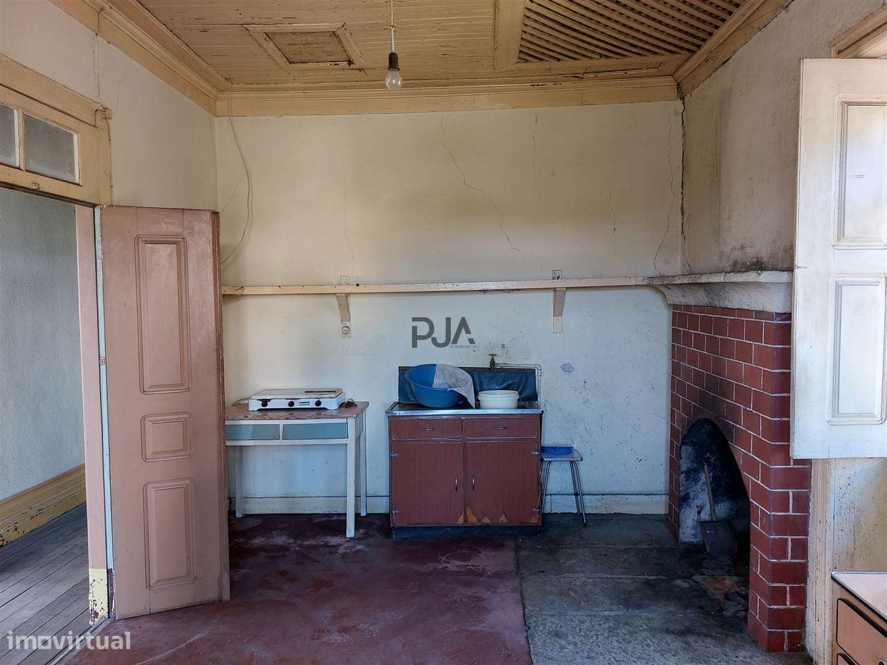 Moradia Rústica T5 em Fornos de Algodres - Grande imagem: 2/24