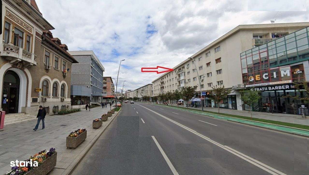 Centru(Marasesti)-2 camere / tamplarie PVC / balcon / aer conditionat-1